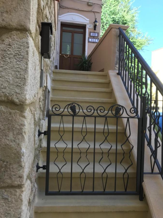 Lilly Bed & Breakfast Sulmona Exterior foto